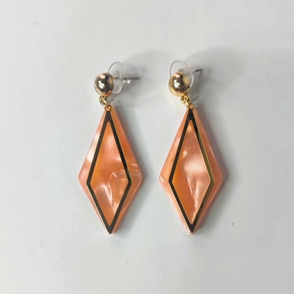 ARETE-001